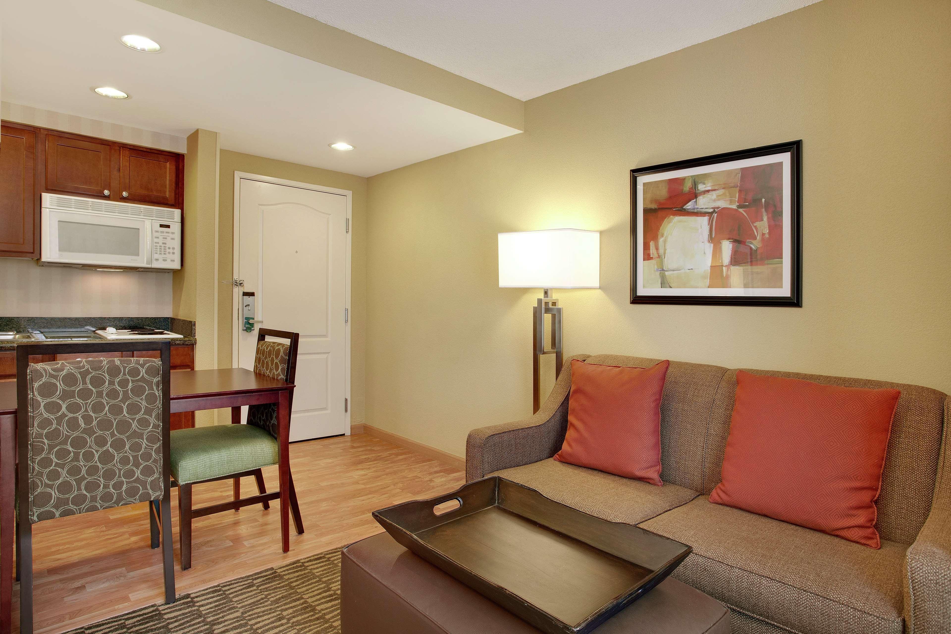 Heartland Homewood Suites By Hilton Tampa-Brandon מראה חיצוני תמונה