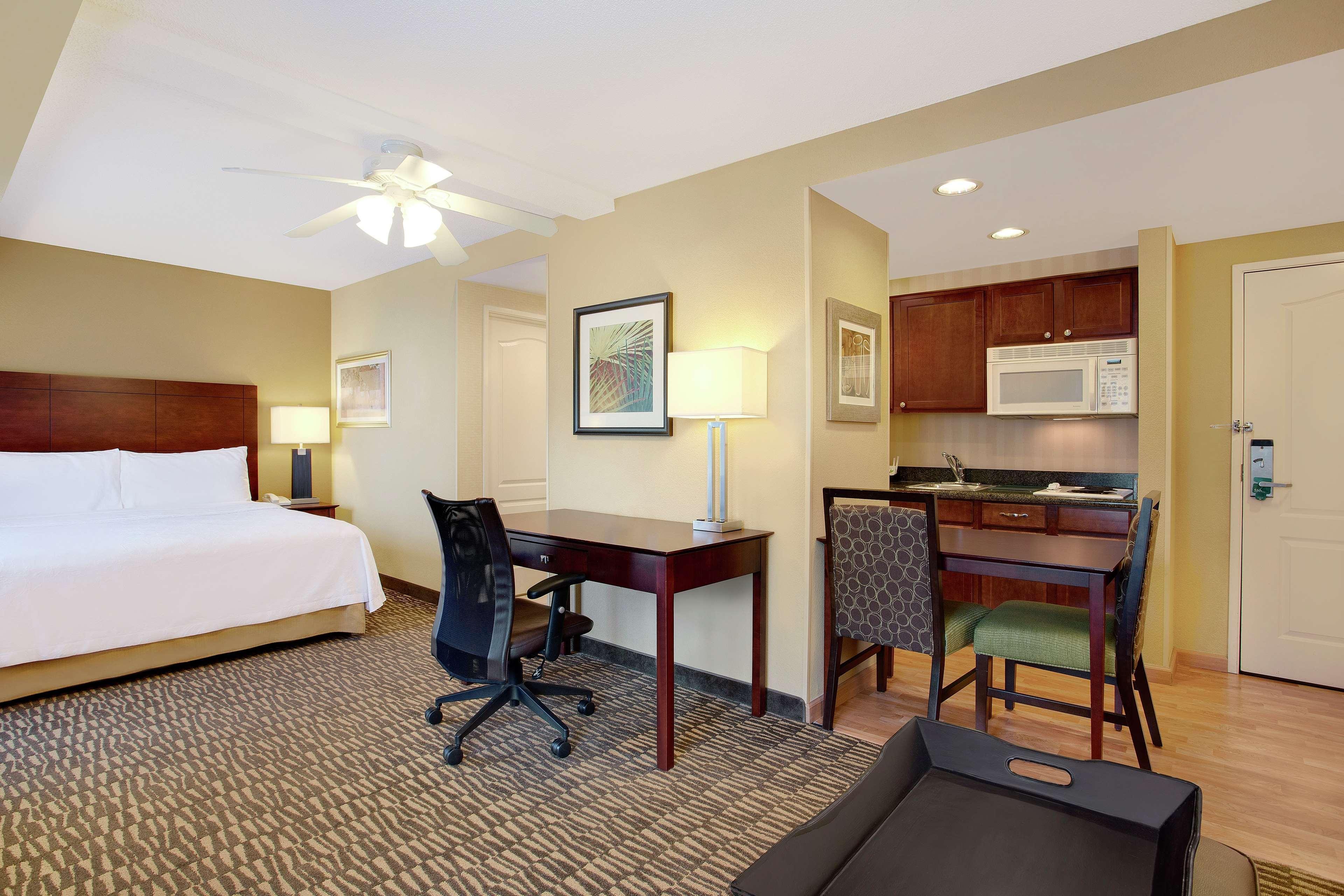 Heartland Homewood Suites By Hilton Tampa-Brandon מראה חיצוני תמונה